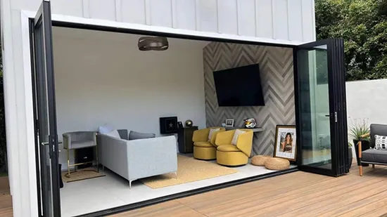 도매 현대 프랑스 중국 스타일 4m 견고한 접이식 도어 방풍 외부 알루미늄 유리 접이식 도어 빌라용